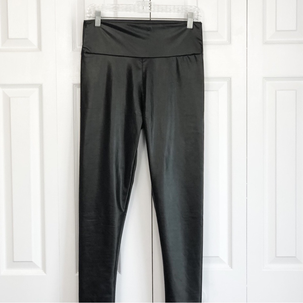 NWT Tagoo Black Faux Leather Slim High-Rise Leggings Large